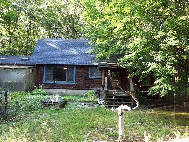 5 Acres of Residential Land with Home for Sale in Hesperia, Michigan