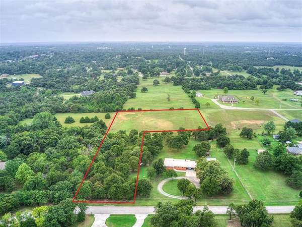 3 Acres of Residential Land for Sale in Choctaw, Oklahoma
