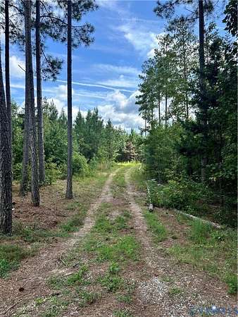 8.57 Acres of Residential Land for Sale in Meherrin, Virginia