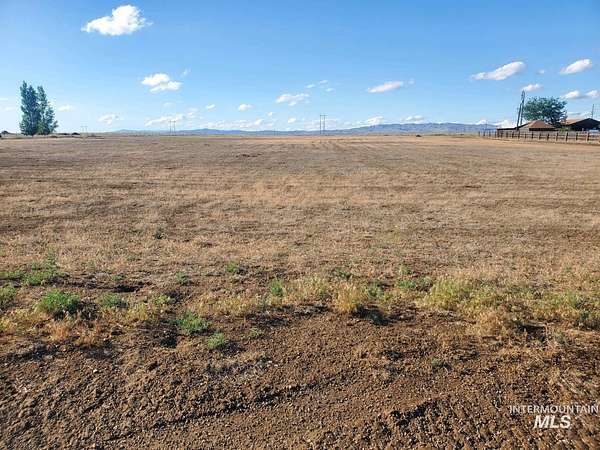 4.77 Acres of Residential Land for Sale in Mountain Home, Idaho