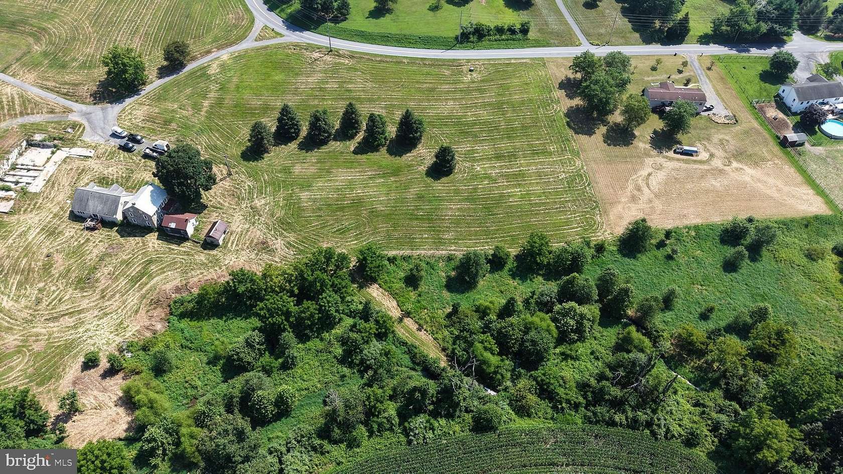 1.62 Acres of Residential Land with Home for Sale in Hamburg, Pennsylvania