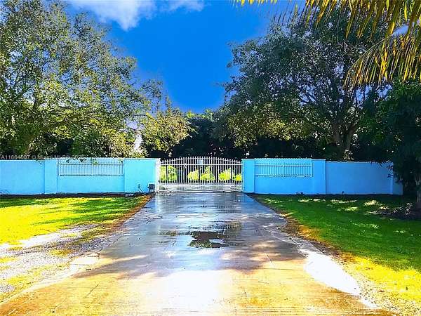 2.35 Acres of Residential Land with Home for Sale in Homestead, Florida