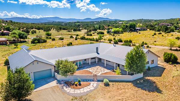 2.5 Acres of Residential Land with Home for Sale in Santa Fe, New Mexico