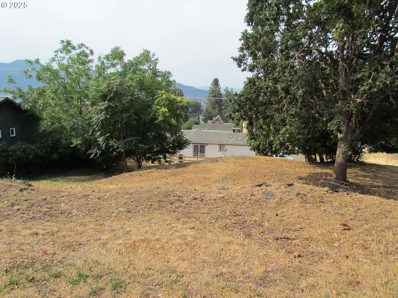 0.18 Acres of Residential Land for Sale in White Salmon, Washington