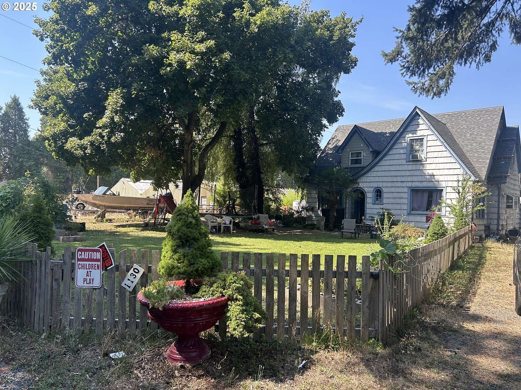 2.58 Acres of Land with Home for Sale in Springfield, Oregon