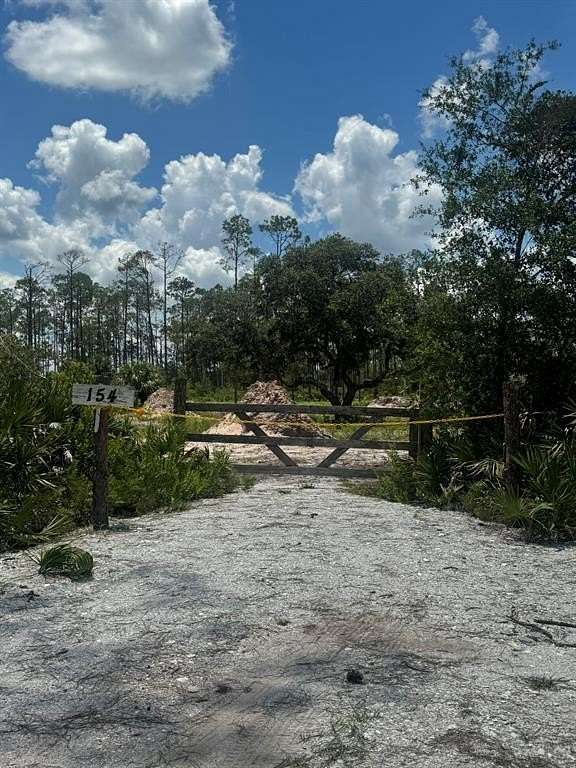 2.5 Acres of Residential Land for Sale in Okeechobee, Florida