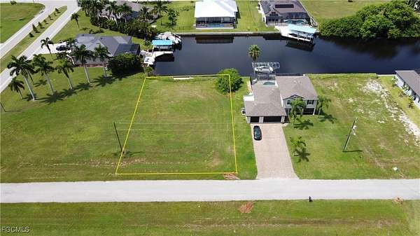 0.25 Acres of Land for Sale in Cape Coral, Florida