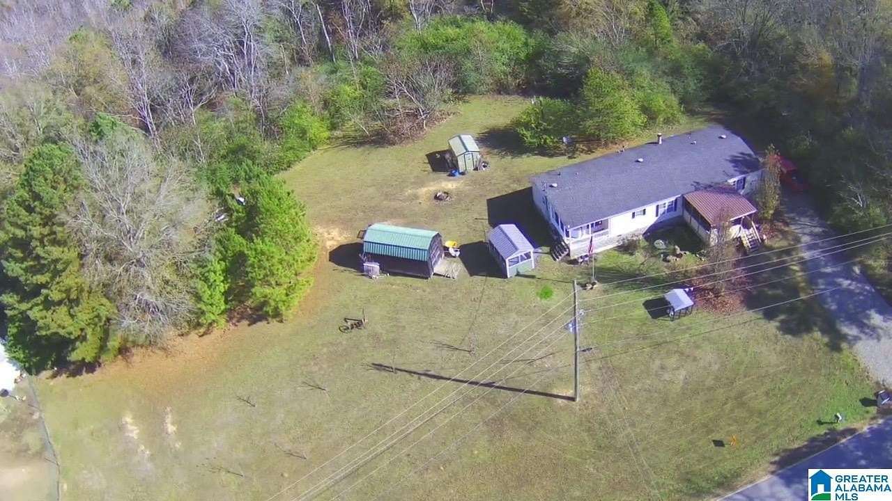 8 Acres of Residential Land with Home for Sale in Nauvoo, Alabama