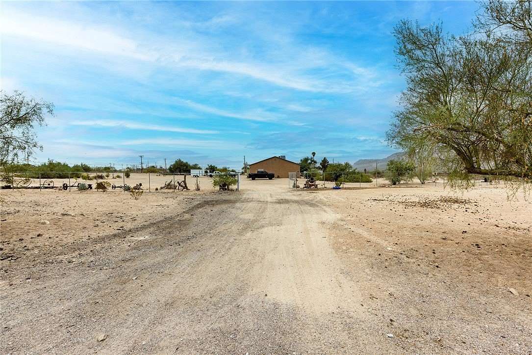 5.35 Acres of Land with Home for Sale in Yucca, Arizona
