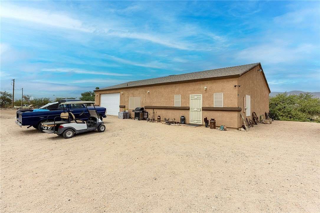 5.35 Acres of Land with Home for Sale in Yucca, Arizona