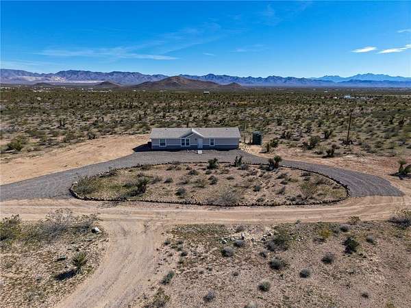 2.35 Acres of Land with Home for Sale in Golden Valley, Arizona
