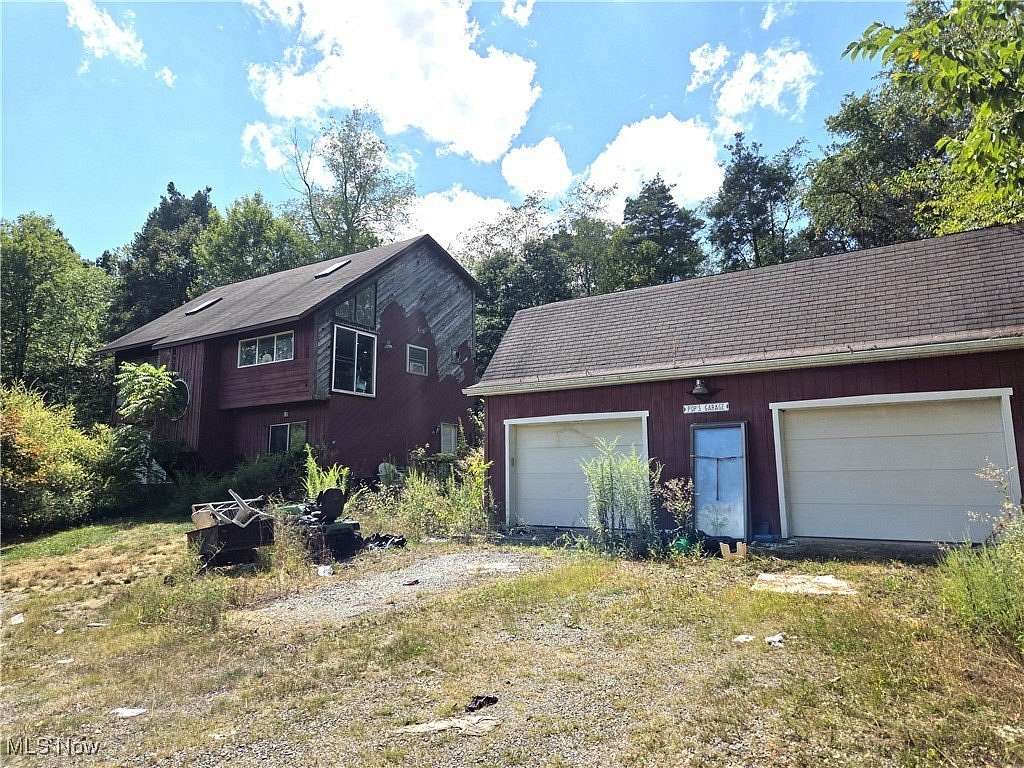 18.7 Acres of Land with Home for Sale in Dellroy, Ohio