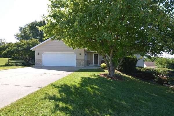 3.16 Acres of Residential Land with Home for Sale in Belleville, Wisconsin