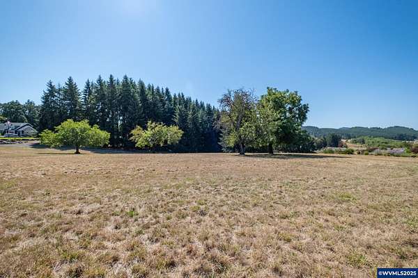 2.59 Acres of Residential Land for Sale in Lebanon, Oregon