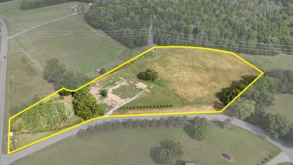 5.5 Acres of Residential Land for Sale in College Grove, Tennessee