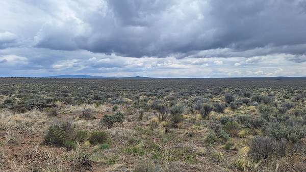 5 Acres of Recreational Land for Sale in Bend, Oregon