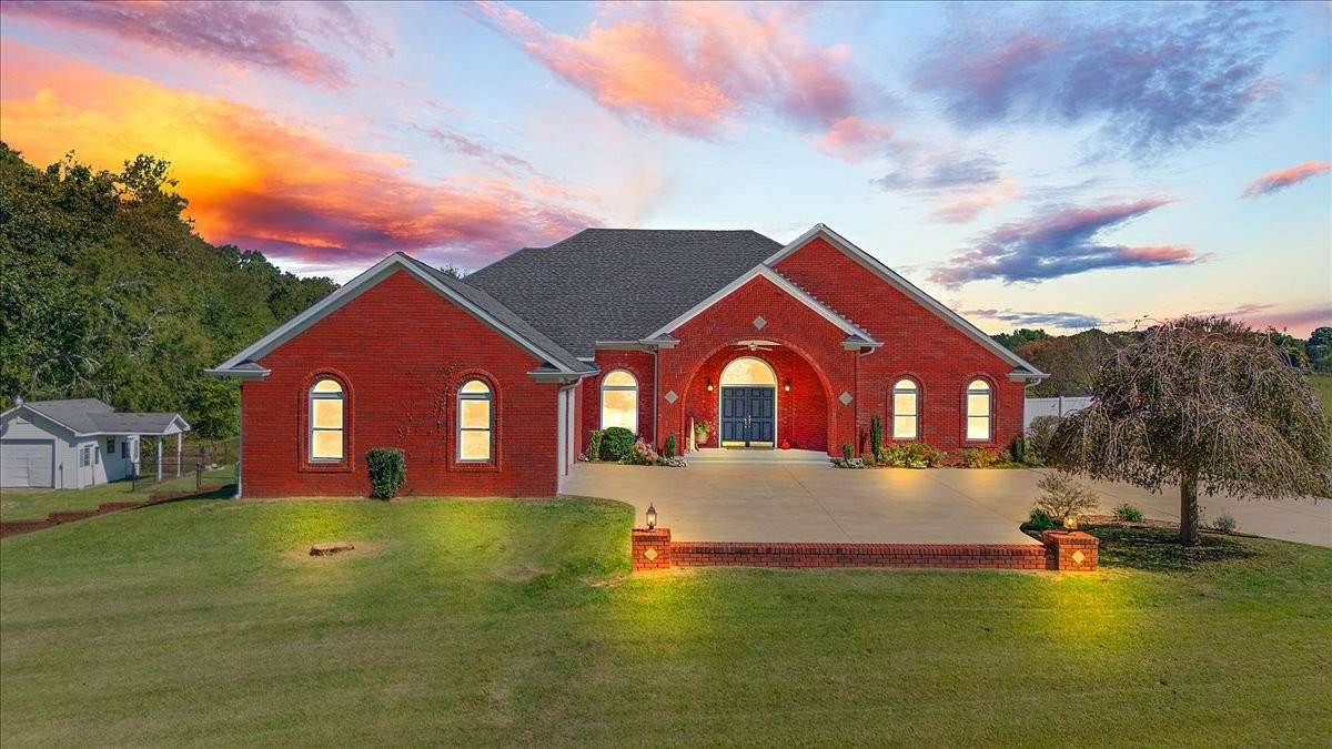 1.54 Acres of Land with Home for Sale in Leoma, Tennessee