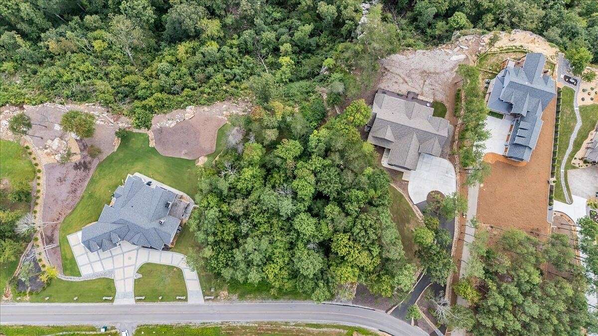 0.81 Acres of Residential Land for Sale in Jasper, Tennessee