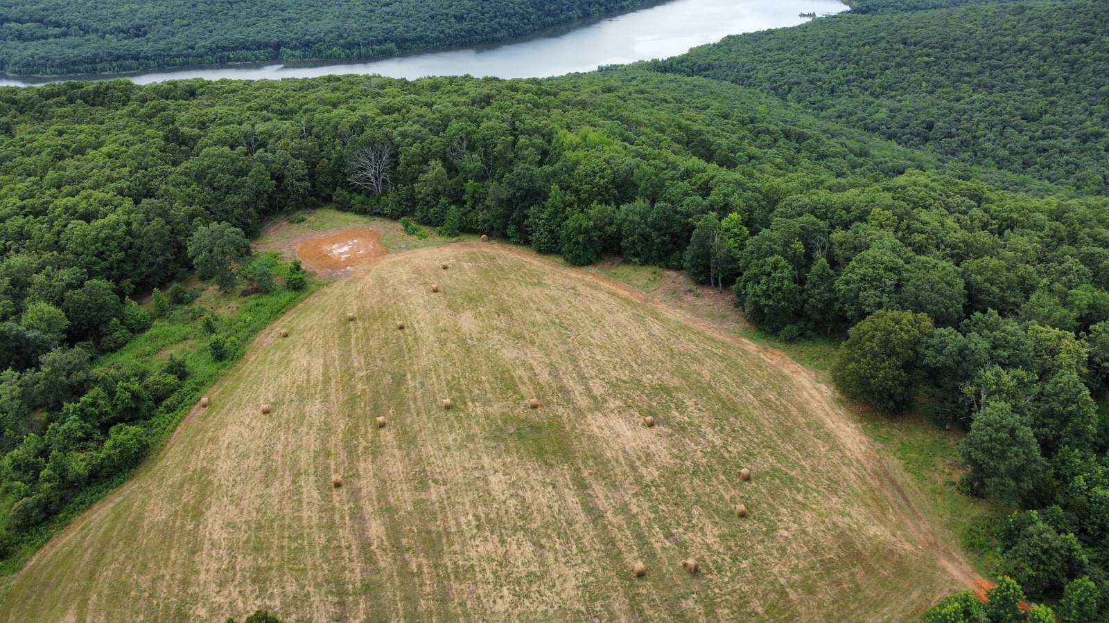 20 Acres of Recreational Land for Sale in Mountainburg, Arkansas