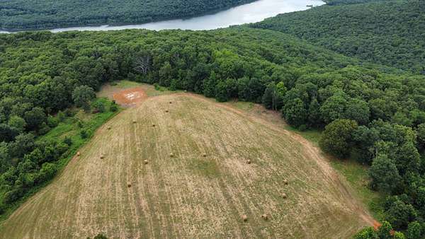20 Acres of Recreational Land for Sale in Mountainburg, Arkansas