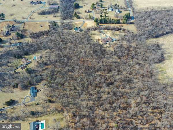 15.4 Acres of Land for Sale in Kearneysville, West Virginia