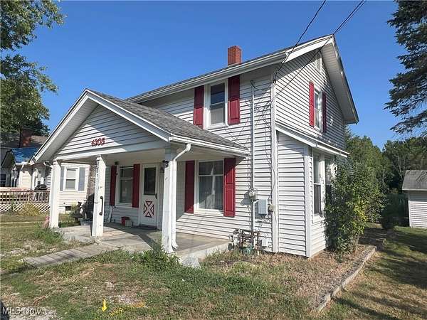 5 Acres of Residential Land with Home for Sale in Geneva, Ohio