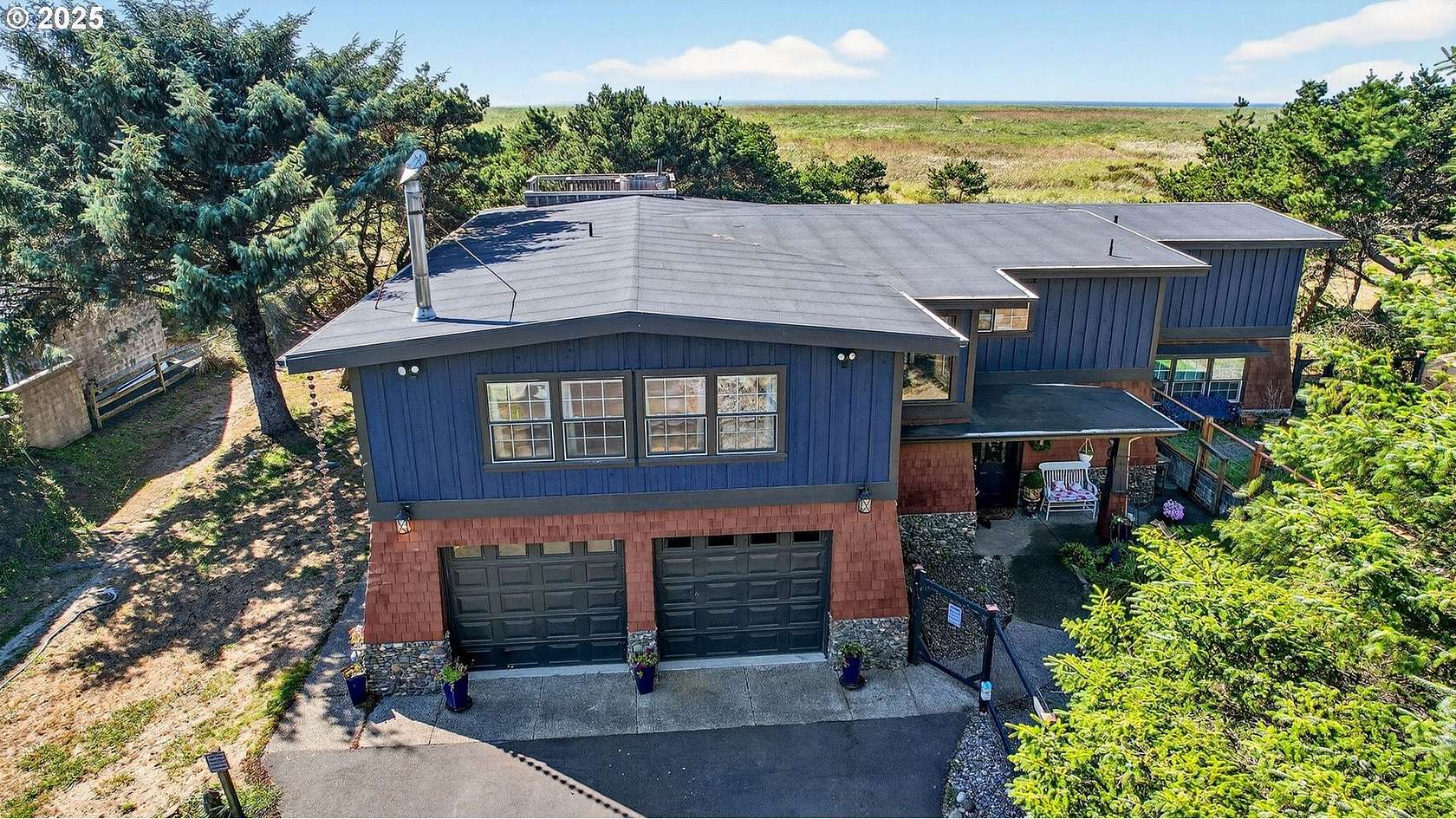 3.67 Acres of Residential Land with Home for Sale in Warrenton, Oregon