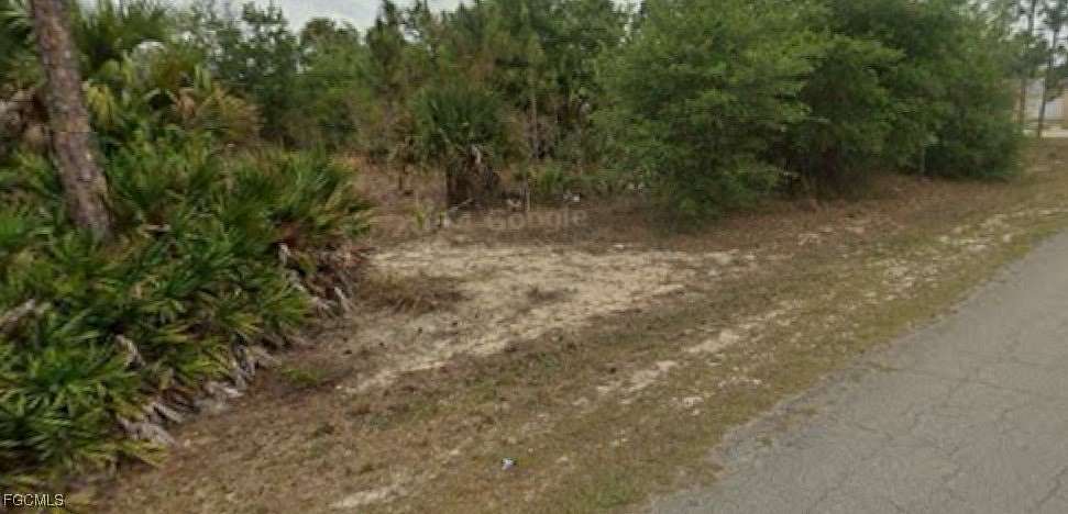 0.5 Acres of Land for Sale in Lehigh Acres, Florida