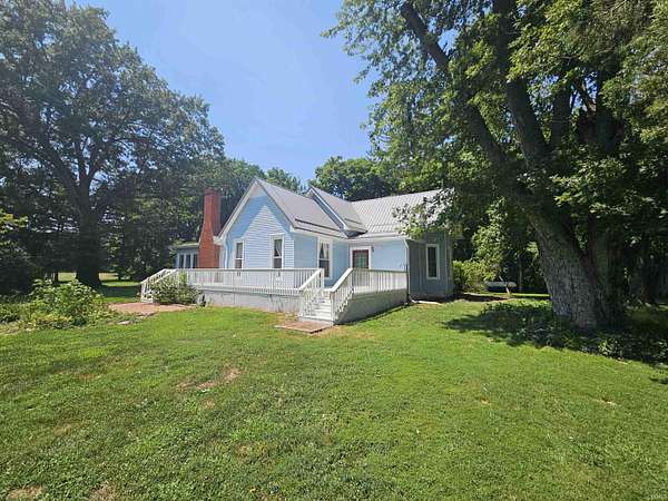 26.5 Acres of Land with Home for Sale in Wheatland, Indiana
