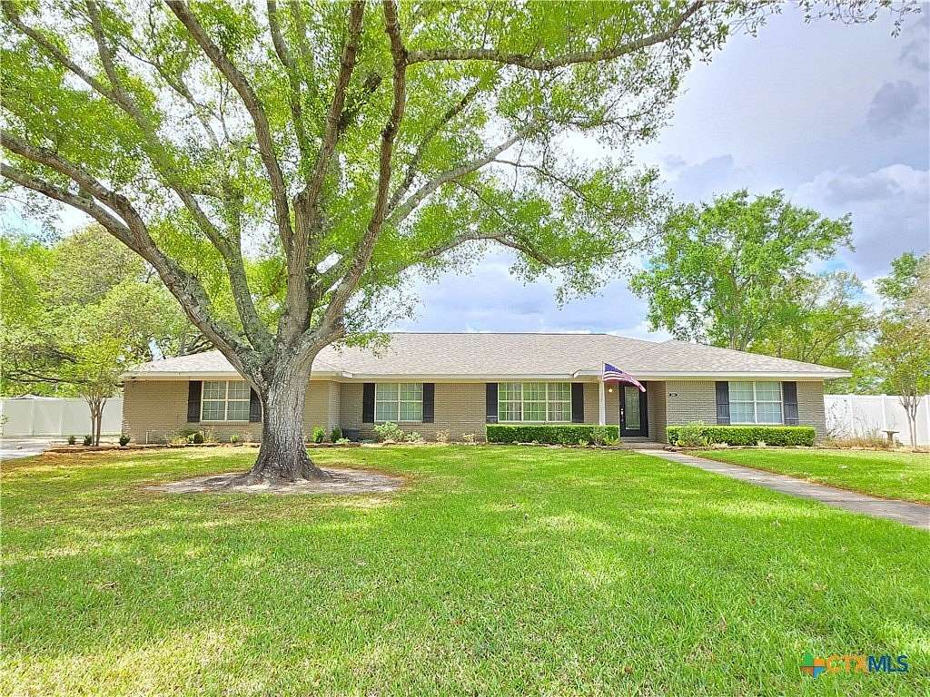 2.39 Acres of Land with Home for Sale in El Campo, Texas