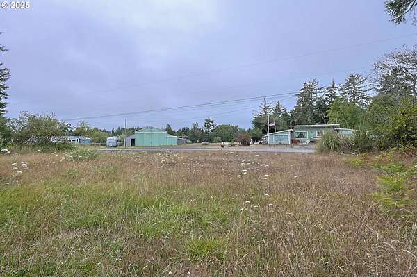 2 Acres of Residential Land for Sale in Barview, Oregon