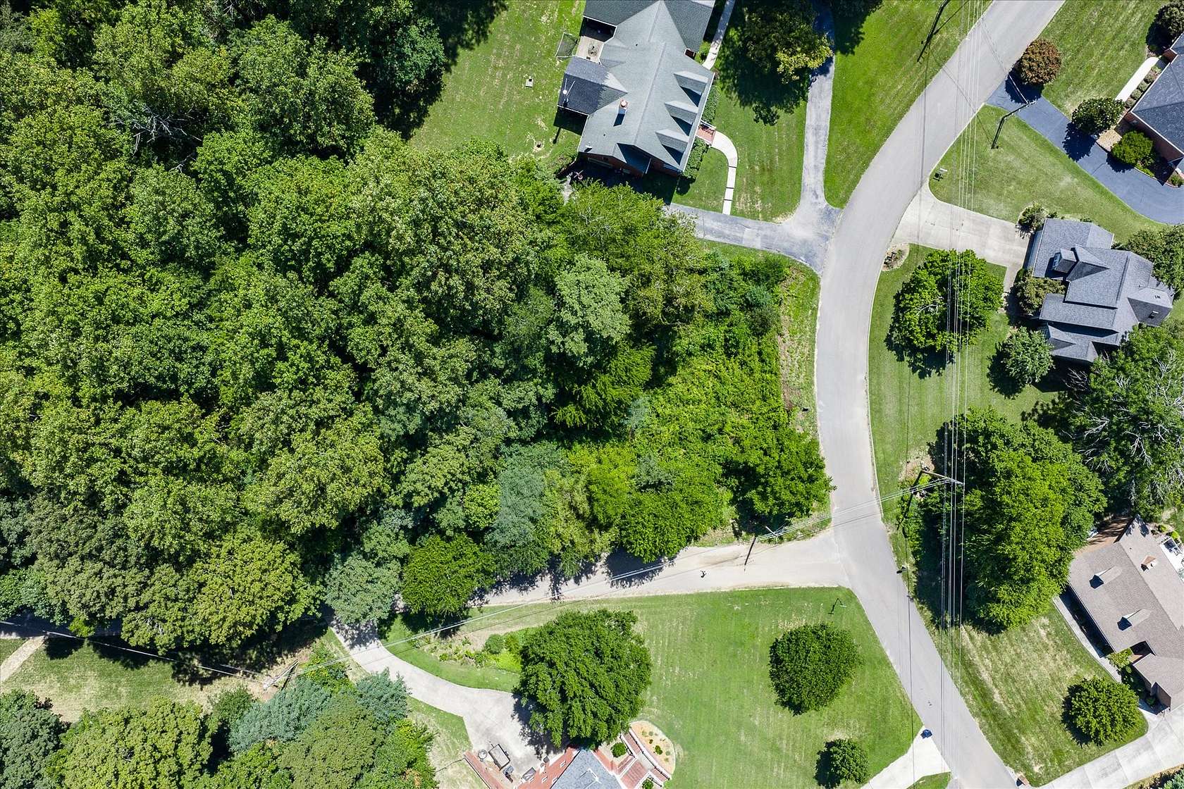 2.32 Acres of Residential Land for Sale in Cookeville, Tennessee