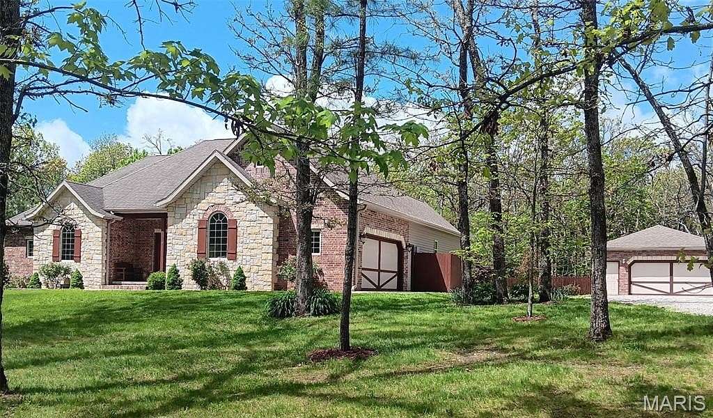 3 Acres of Residential Land with Home for Sale in Lebanon, Missouri