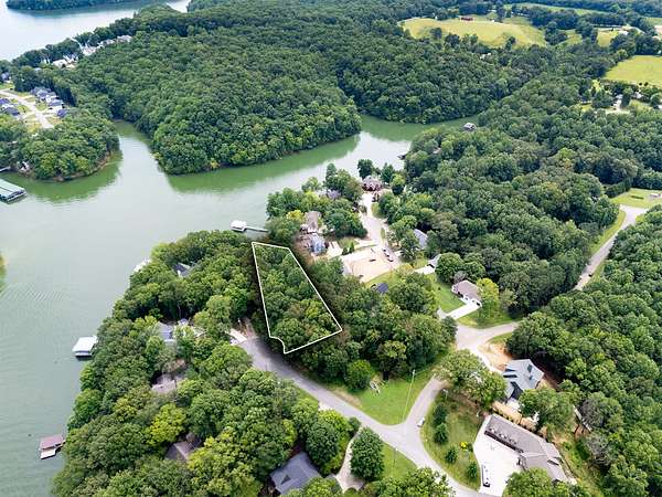 0.85 Acres of Residential Land for Sale in Winchester, Tennessee