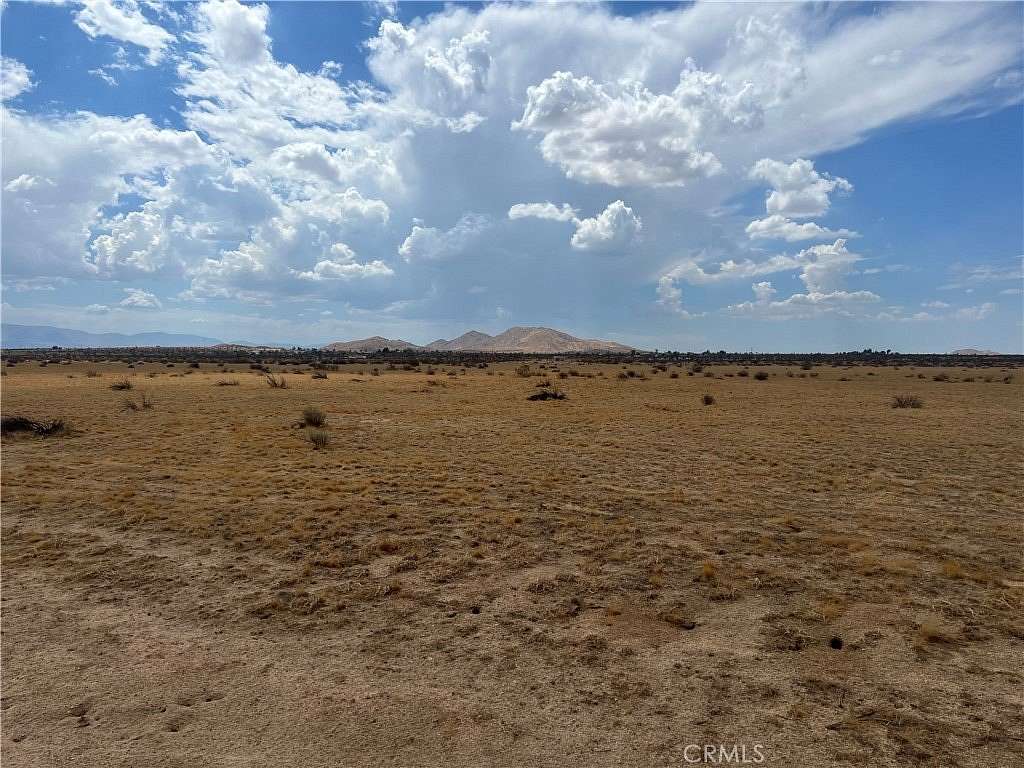 10.2 Acres of Land for Sale in Lancaster, California