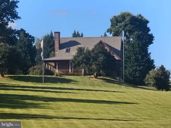 2.53 Acres of Residential Land with Home for Lease in Culpeper, Virginia