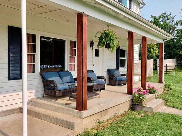 5.1 Acres of Residential Land with Home for Sale in Cynthiana, Kentucky