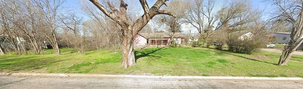 0.16 Acres of Land for Sale in Corsicana, Texas