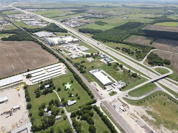4 Acres of Commercial Land for Sale in Waxahachie, Texas