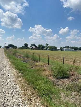 108 Acres of Land with Home for Sale in Lott, Texas