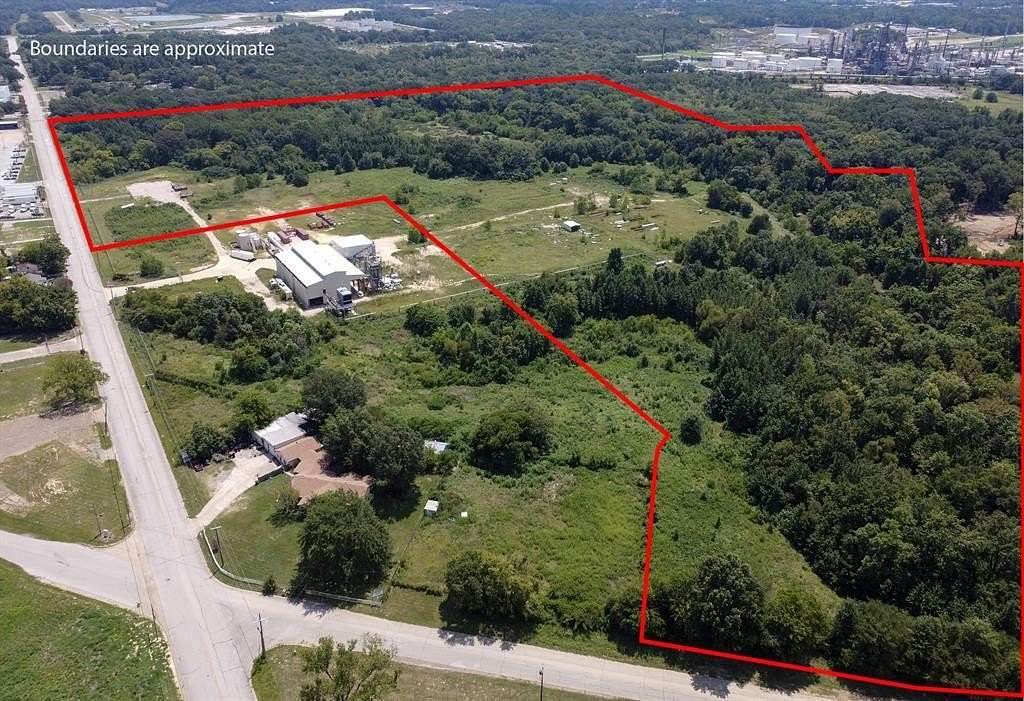 56 Acres of Land for Sale in Tyler, Texas
