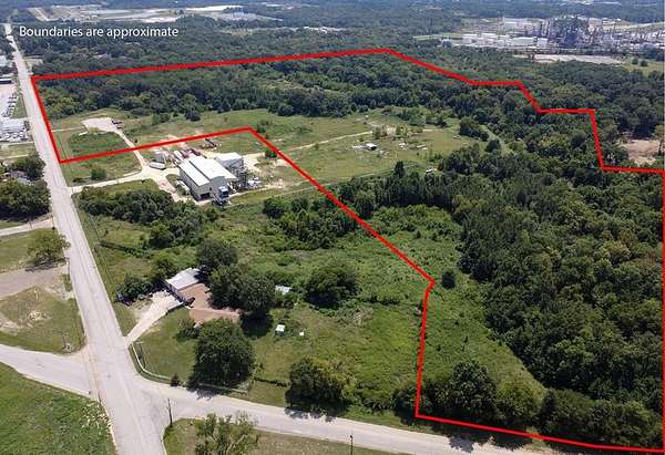 56 Acres of Land for Sale in Tyler, Texas