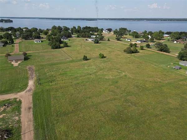 0.25 Acres of Residential Land for Sale in Trinidad, Texas