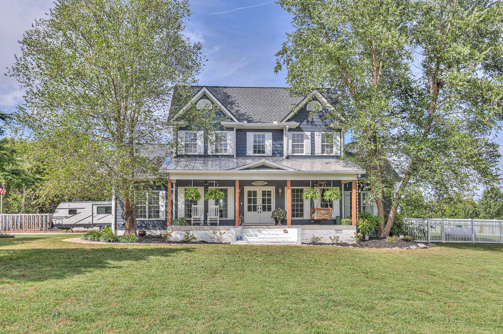 5 Acres of Residential Land with Home for Sale in Murfreesboro, Tennessee