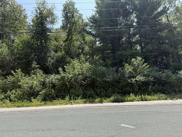 5 Acres of Land for Sale in Charlton, Massachusetts
