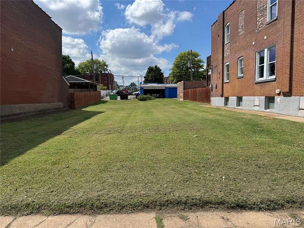 0.13 Acres of Residential Land for Sale in St. Louis, Missouri