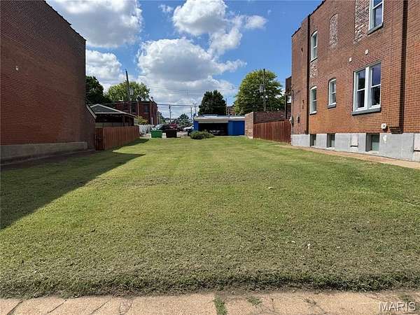 0.13 Acres of Residential Land for Sale in St. Louis, Missouri