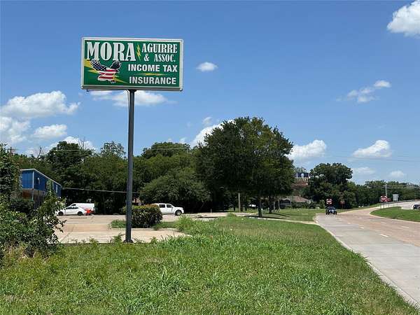 0.33 Acres of Mixed-Use Land for Sale in Dallas, Texas