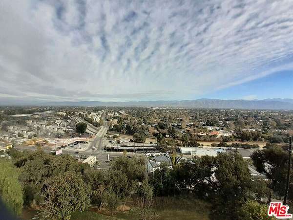 0.47 Acres of Residential Land for Sale in Studio City, California