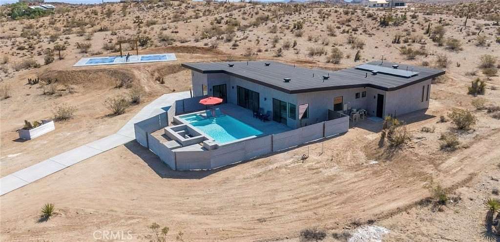 2 Acres of Residential Land with Home for Sale in Yucca Valley, California